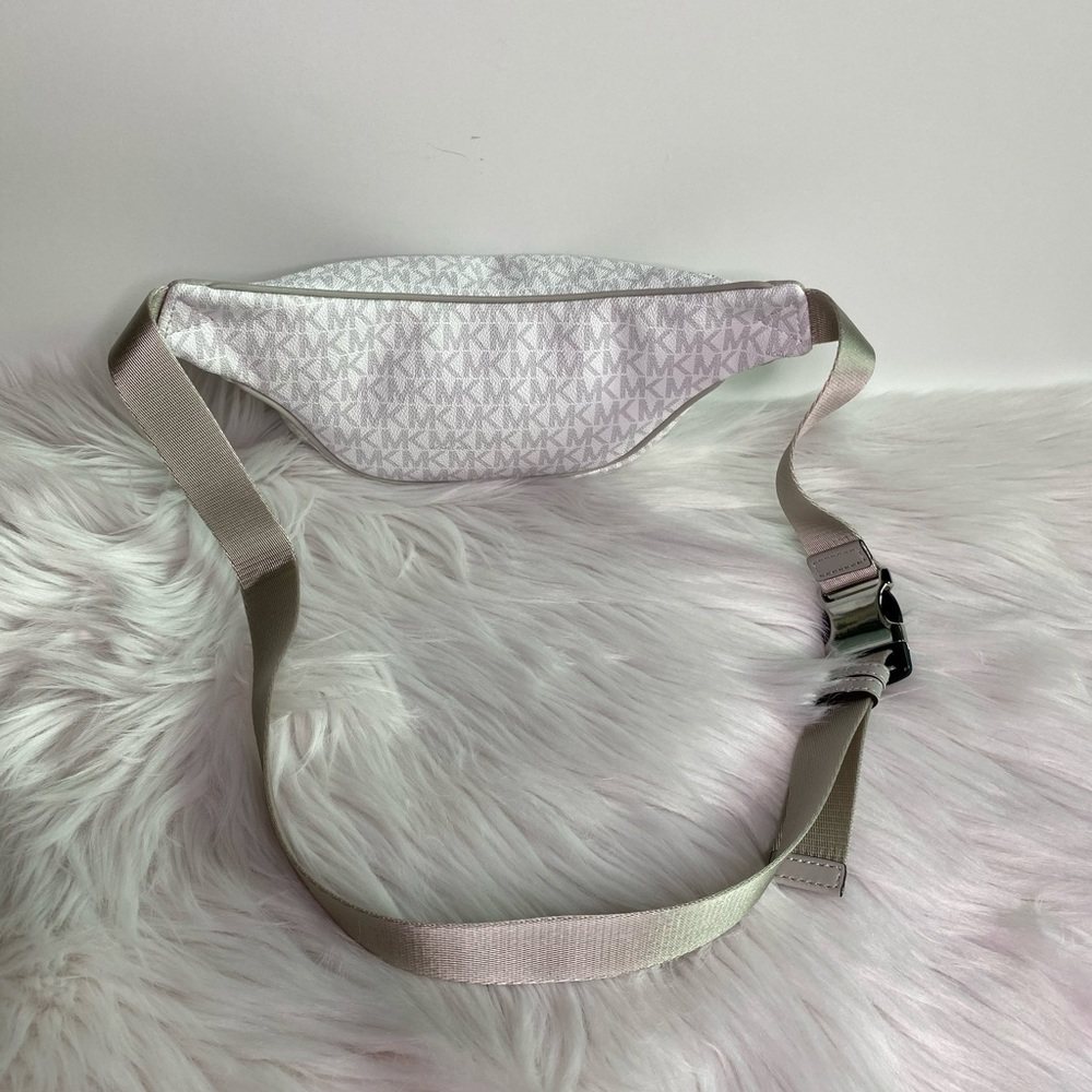 🤍Michael Kors Kenly Waist Belt Crossbody Bag - Picture 3 of 9